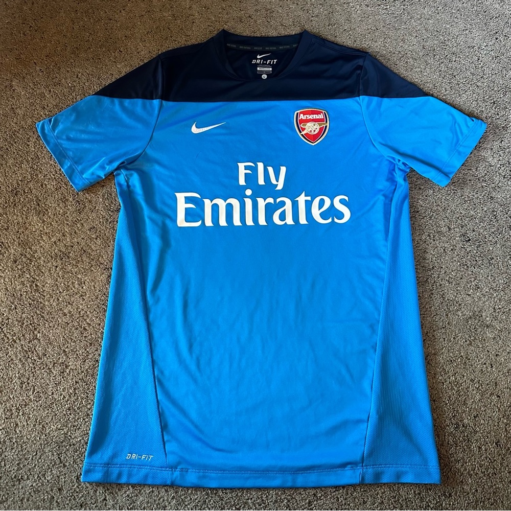 Nike Dri-Fit Arsenal F.C. Fly Emirates Third Kit